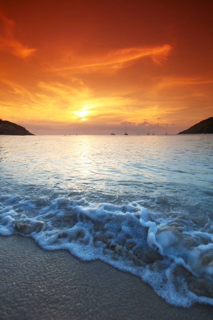 Spiaggia blu e tramonto