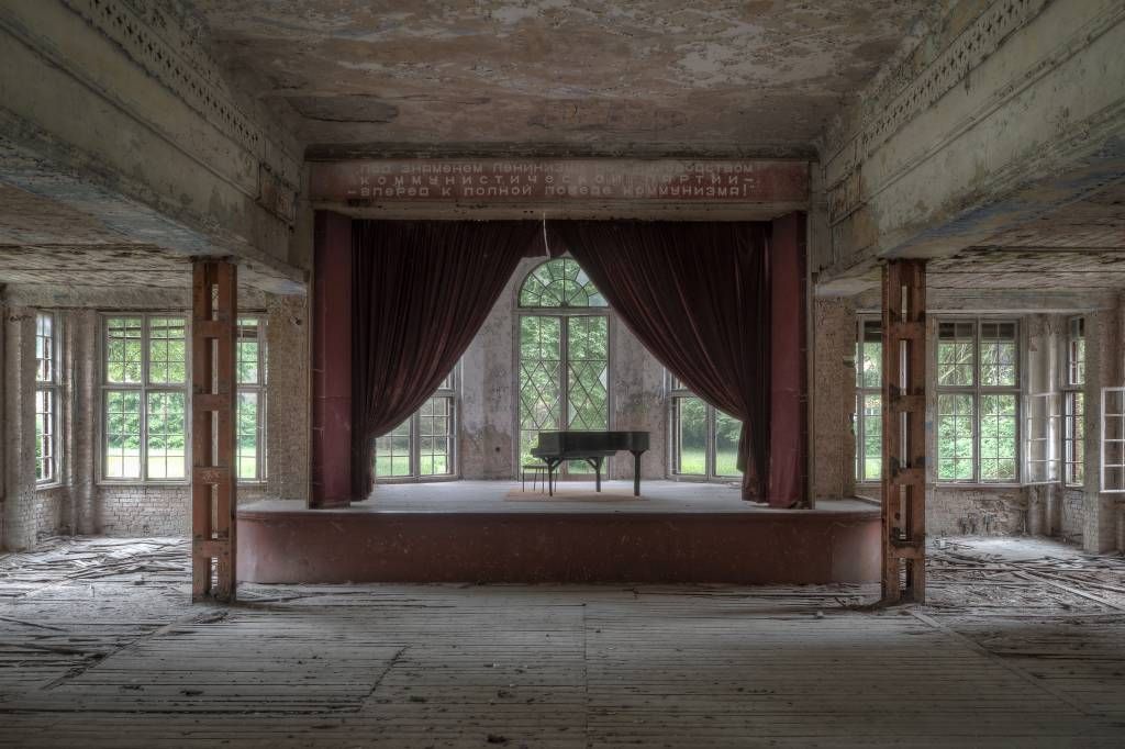Pianoforte in un vecchio sanatorio