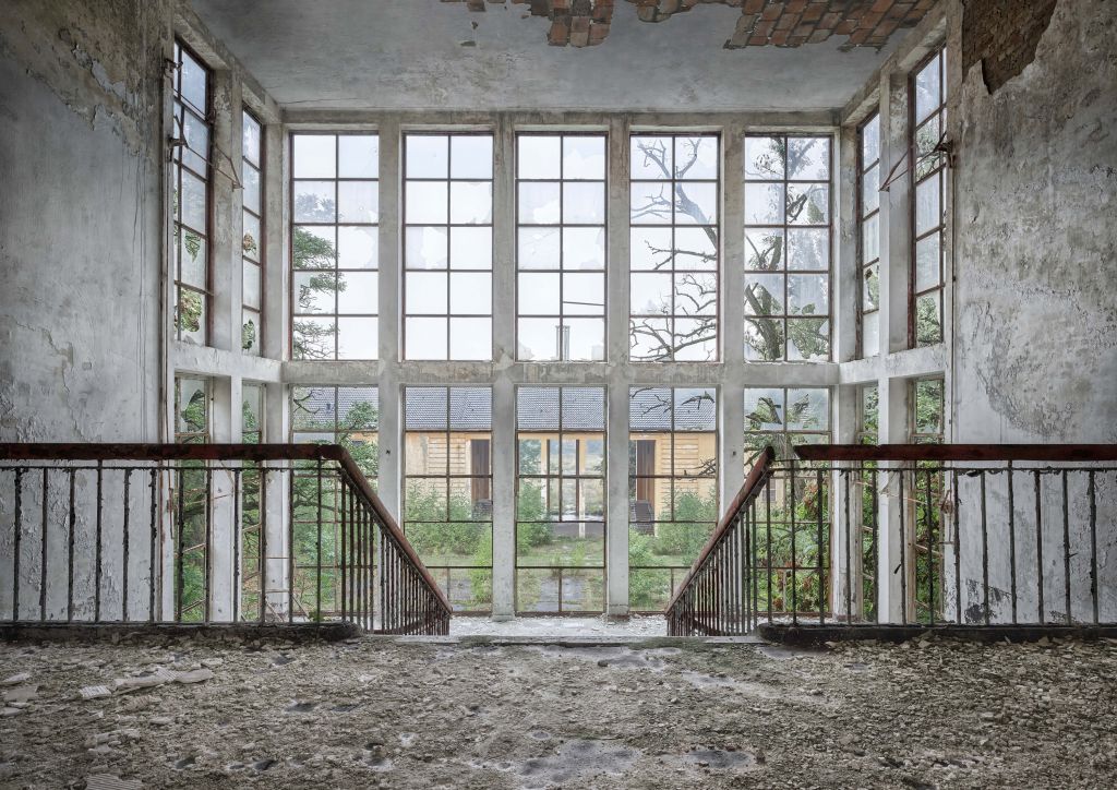Scale in un edificio abbandonato