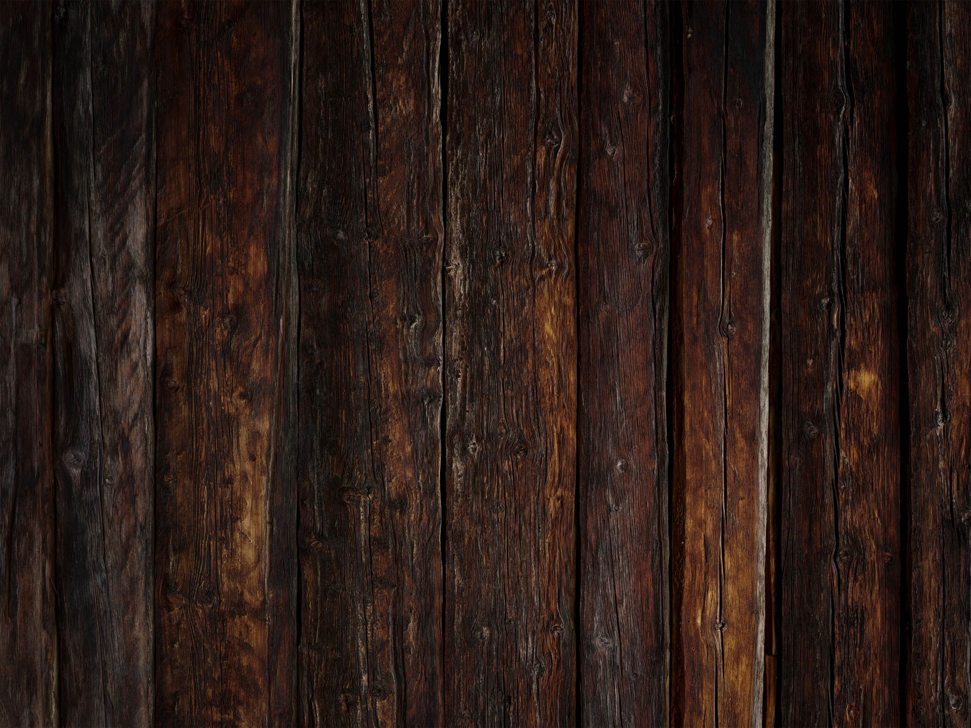 Legno scuro bruciato