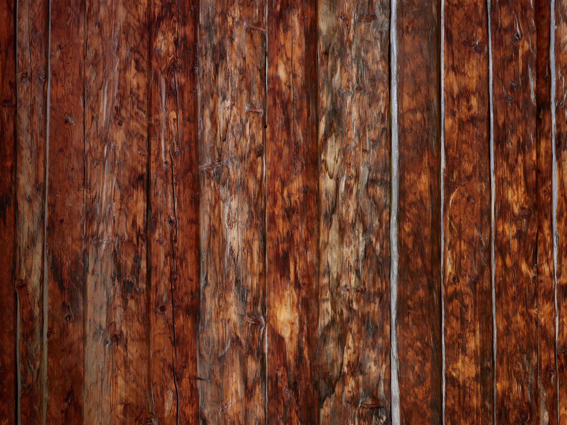 Legno grezzo e ruvido