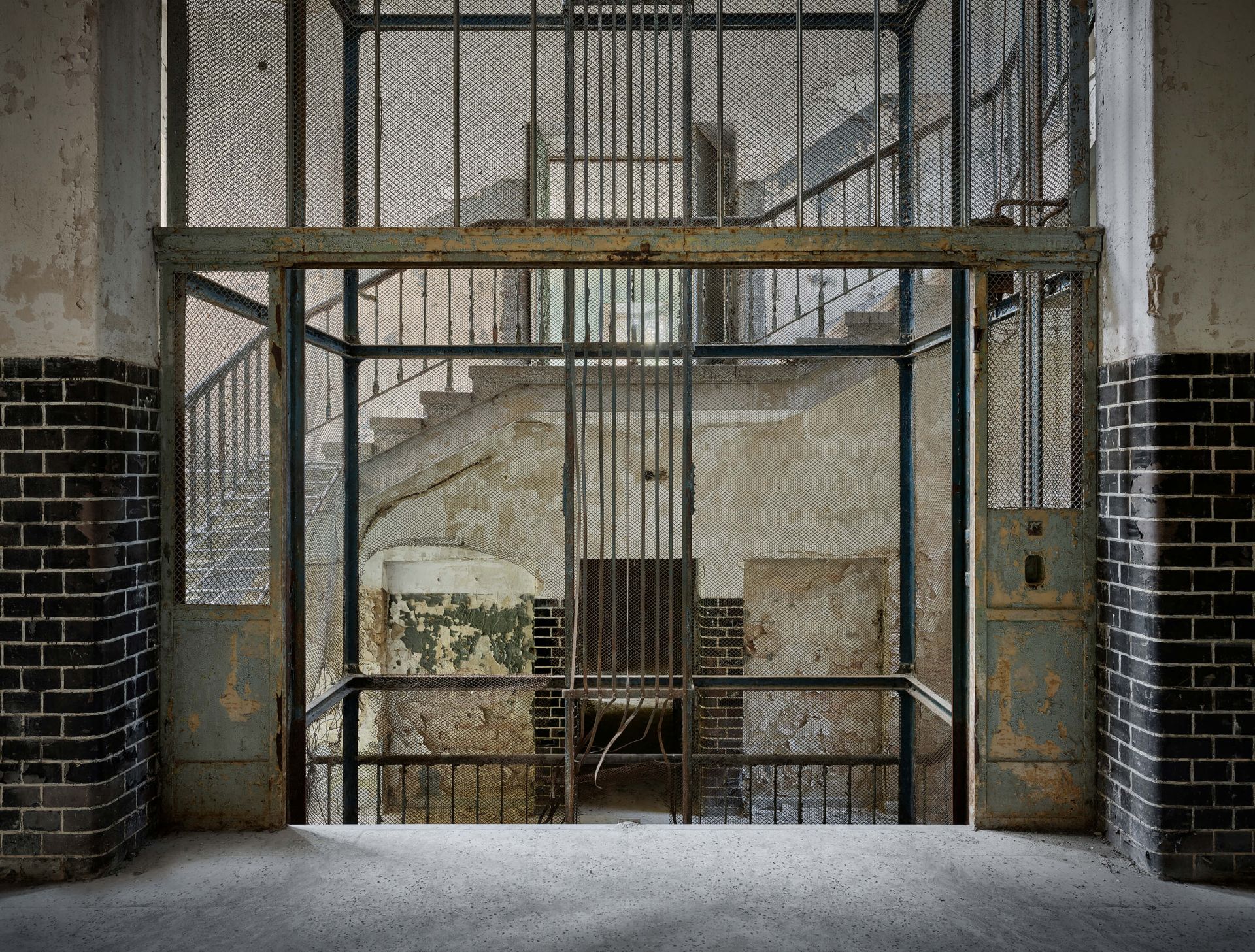 Pozzo dell'ascensore abbandonato