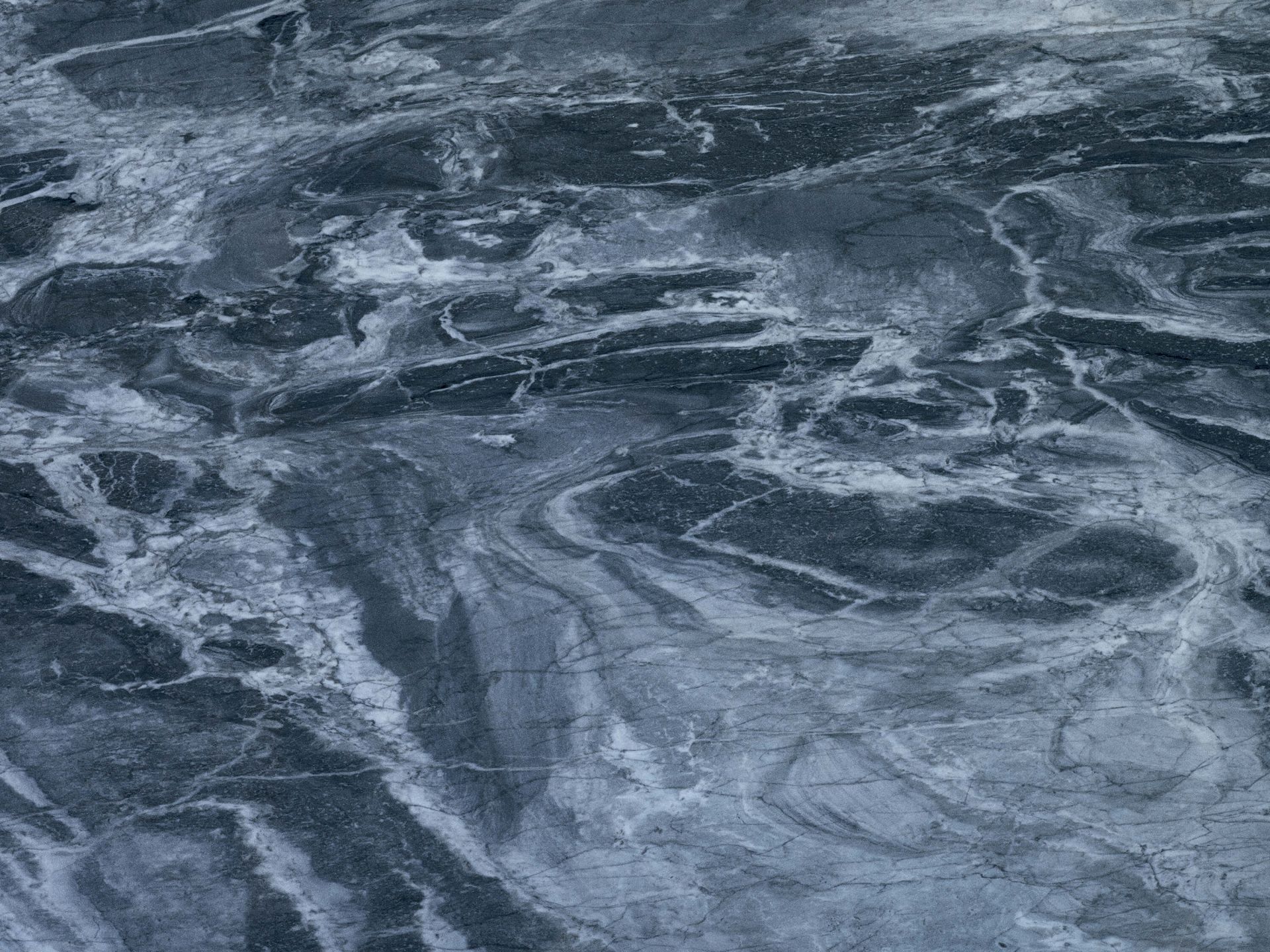 Marmo con tonalità blu