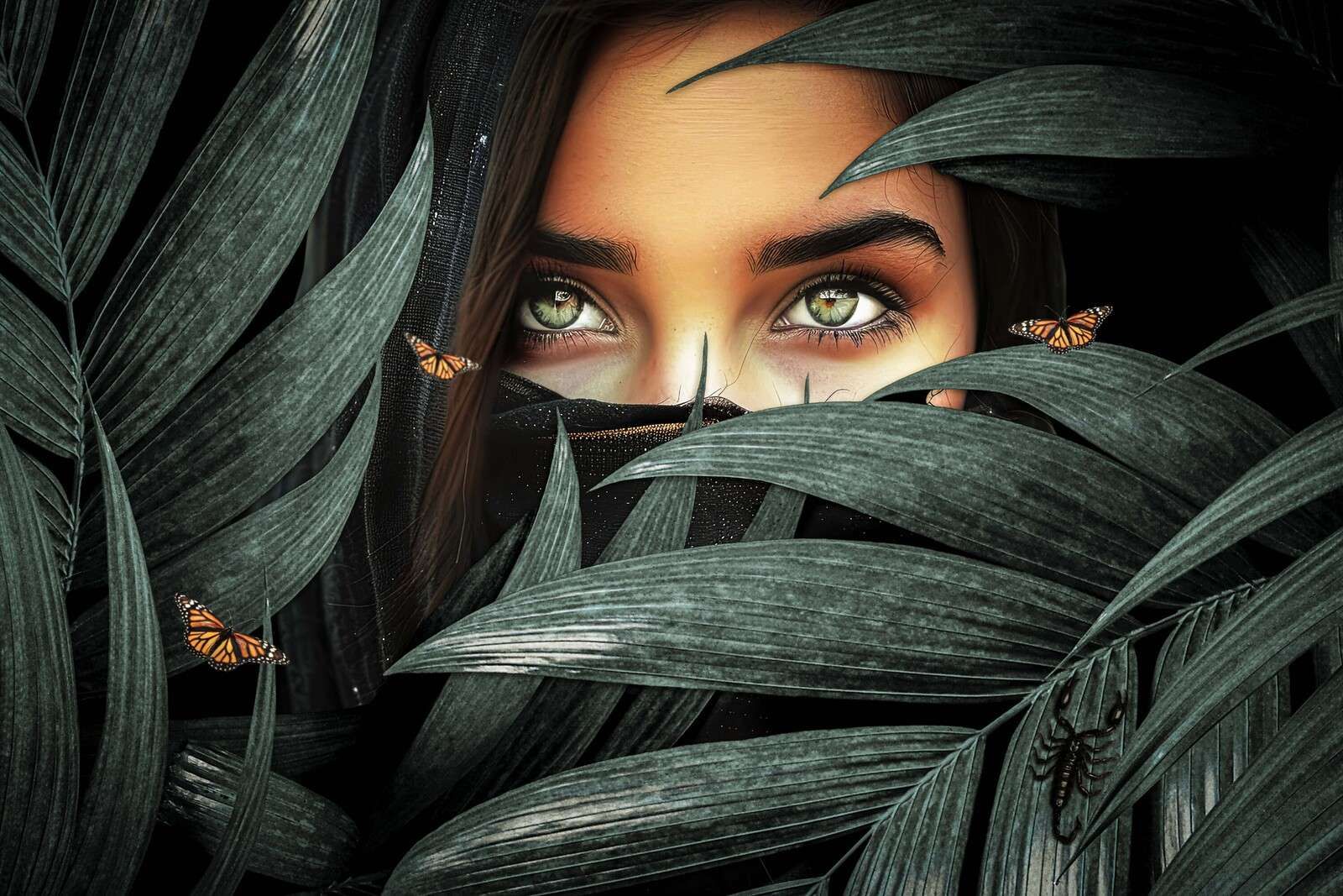 Sguardo verde tra le palme