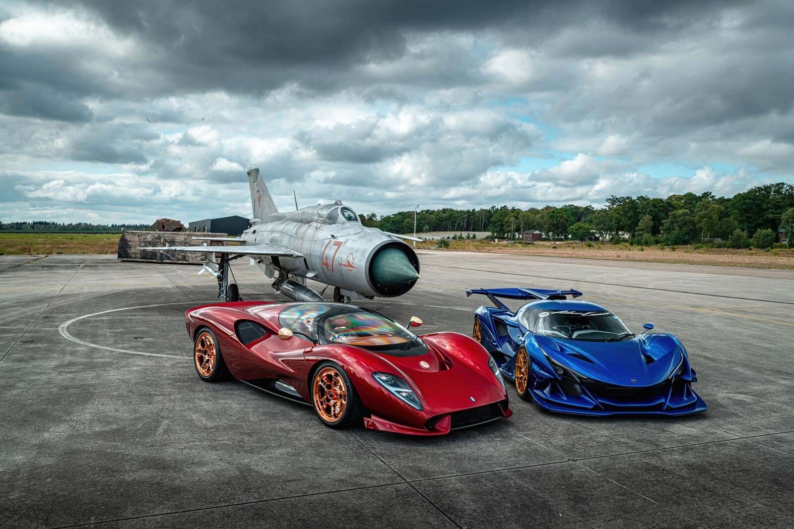 Hypercars e aerei da combattimento
