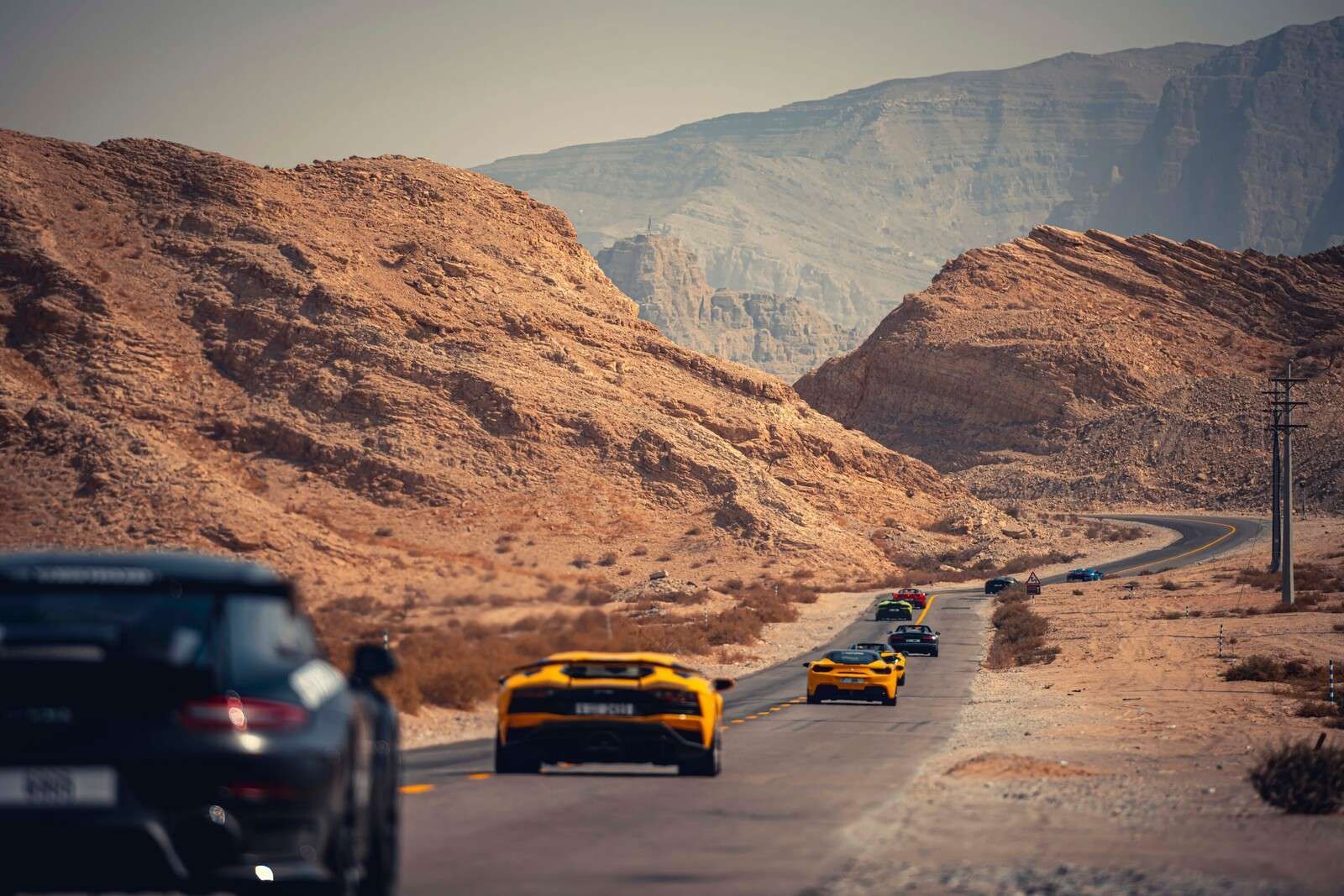 Supercar nel deserto