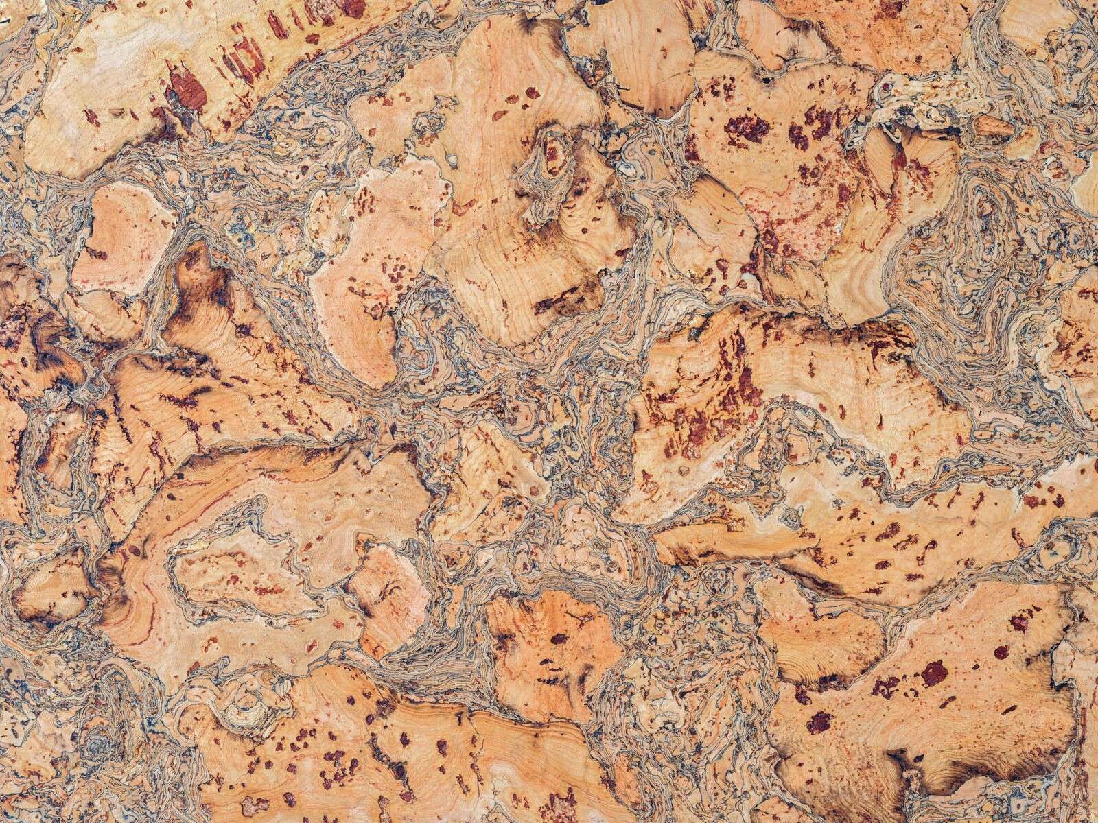 Caldo motivo in sughero con linee organiche